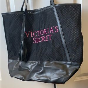 Victoria’s Secret tote bag